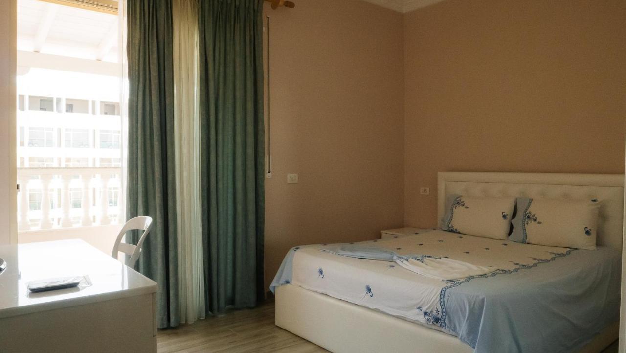 Adriatic East View Apartment Durrës Kültér fotó