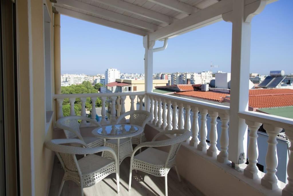 Adriatic East View Apartment Durrës Kültér fotó